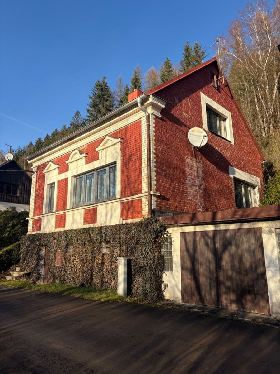 Prodej domu 122 m², pozemek 430 m², Sadová, Kraslice, Karlovarský kraj Prodej domu 122 m², pozemek 430 m², Sadová, Kraslice, Karlovarský kraj