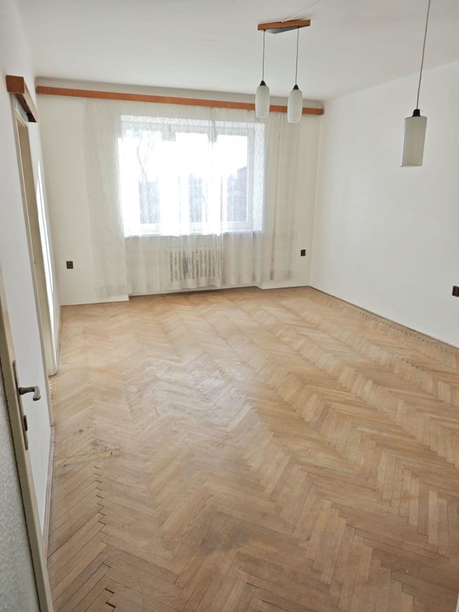 Prodej bytu 4+1 100 m², Skřivanova, Brno, Jihomoravský kraj Prodej bytu 4+1 100 m², Skřivanova, Brno, Jihomoravský kraj