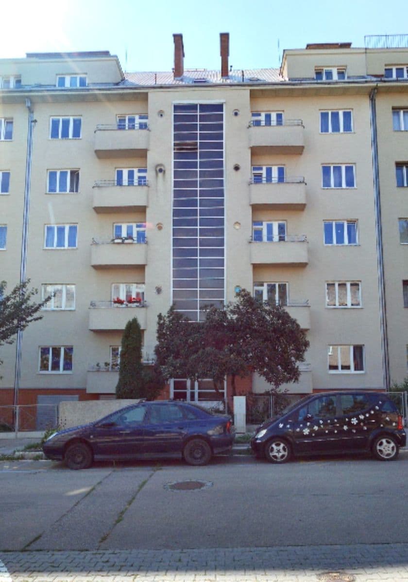 Prodej bytu 4+1 100 m², Skřivanova, Brno, Jihomoravský kraj Prodej bytu 4+1 100 m², Skřivanova, Brno, Jihomoravský kraj