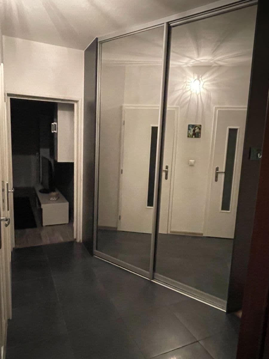 Pronájem bytu 2+1 50 m², Jedlíkova, Nitra, Nitriansky kraj Pronájem bytu 2+1 50 m², Jedlíkova, Nitra, Nitriansky kraj