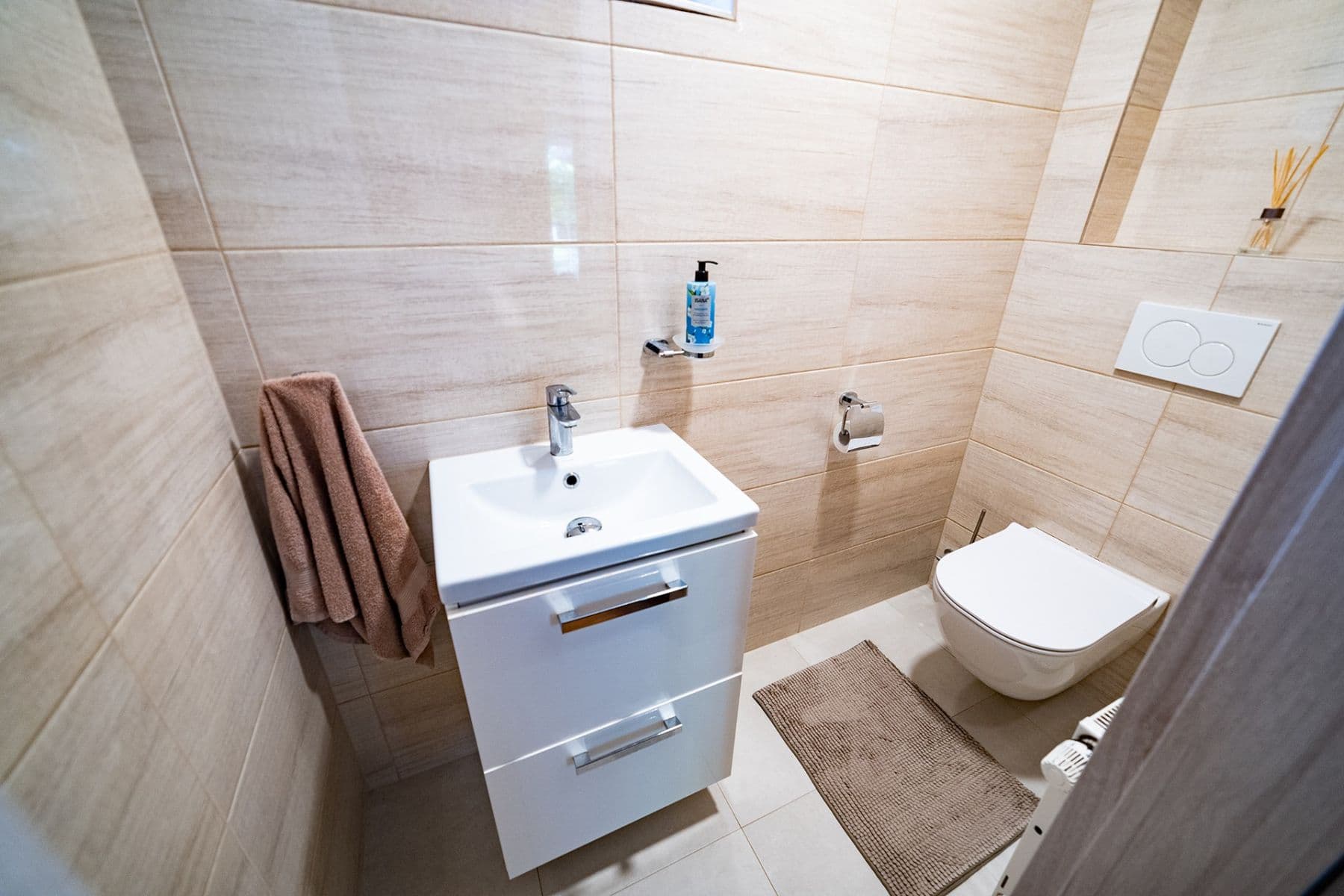 Prodej domu 156 m², pozemek 859 m², Marie Majerové, Kladno, Středočeský kraj Prodej domu 156 m², pozemek 859 m², Marie Majerové, Kladno, Středočeský kraj