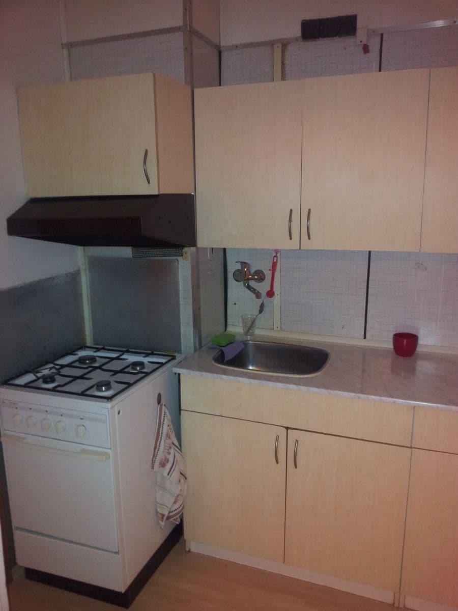 Pronájem bytu 2+1 55 m², Macháčkova, Plzeň, Plzeňský kraj Pronájem bytu 2+1 55 m², Macháčkova, Plzeň, Plzeňský kraj