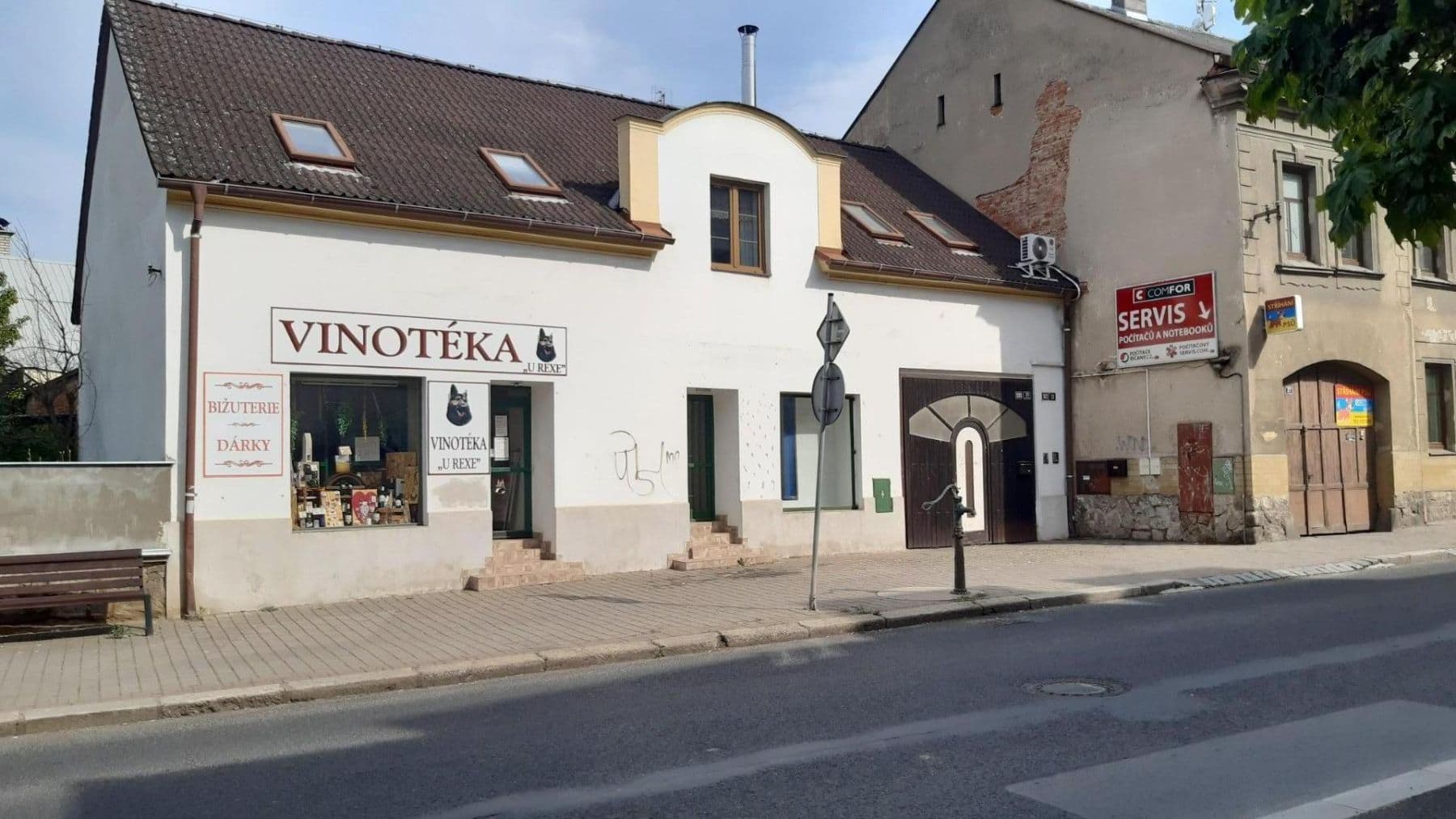 Prodej nebytového prostoru 43 m², 17. listopadu, Říčany, Středočeský kraj Prodej nebytového prostoru 43 m², 17. listopadu, Říčany, Středočeský kraj