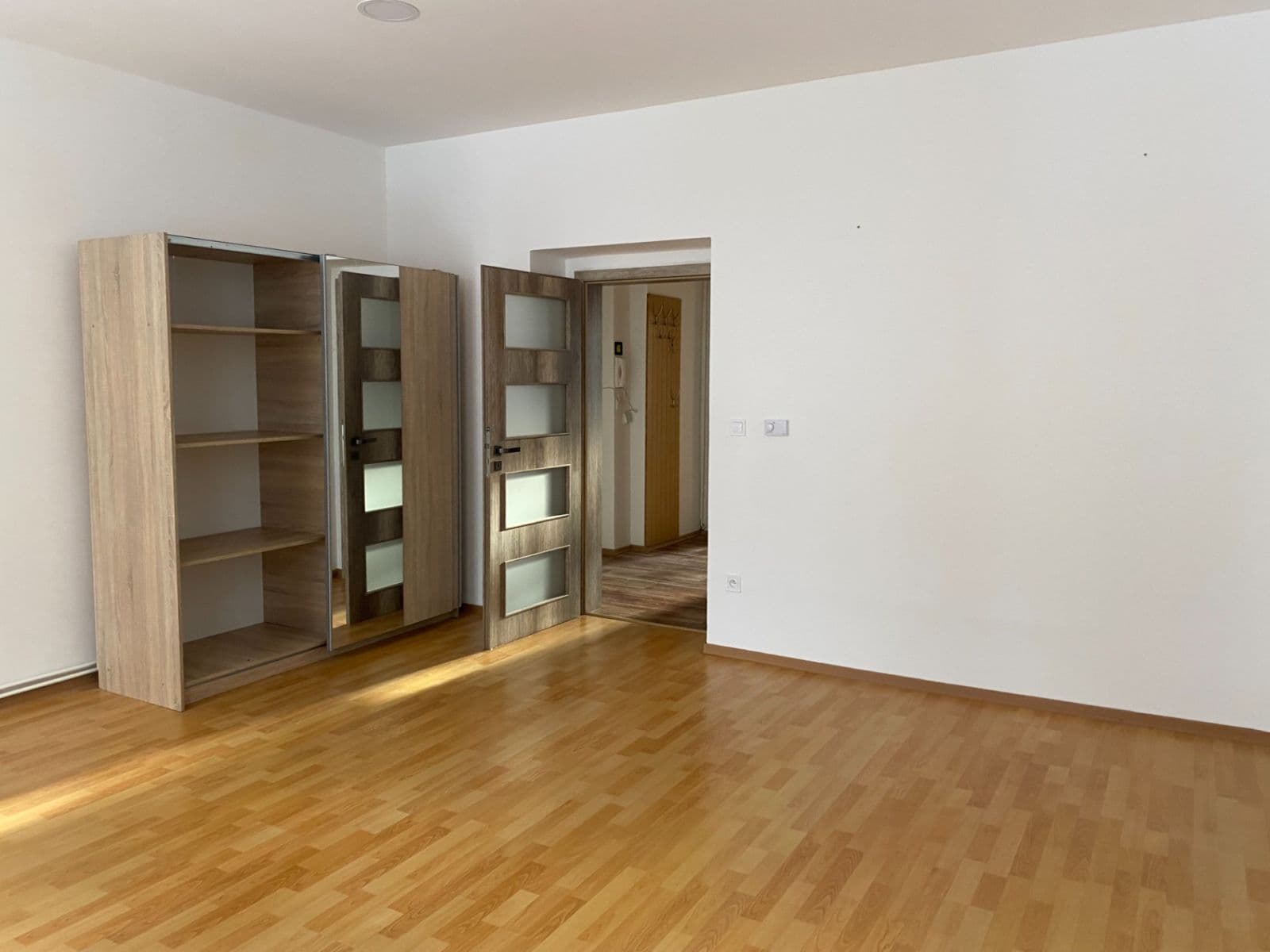 Pronájem bytu 2+kk 50 m², Svěchyňova, Chrudim, Pardubický kraj Pronájem bytu 2+kk 50 m², Svěchyňova, Chrudim, Pardubický kraj
