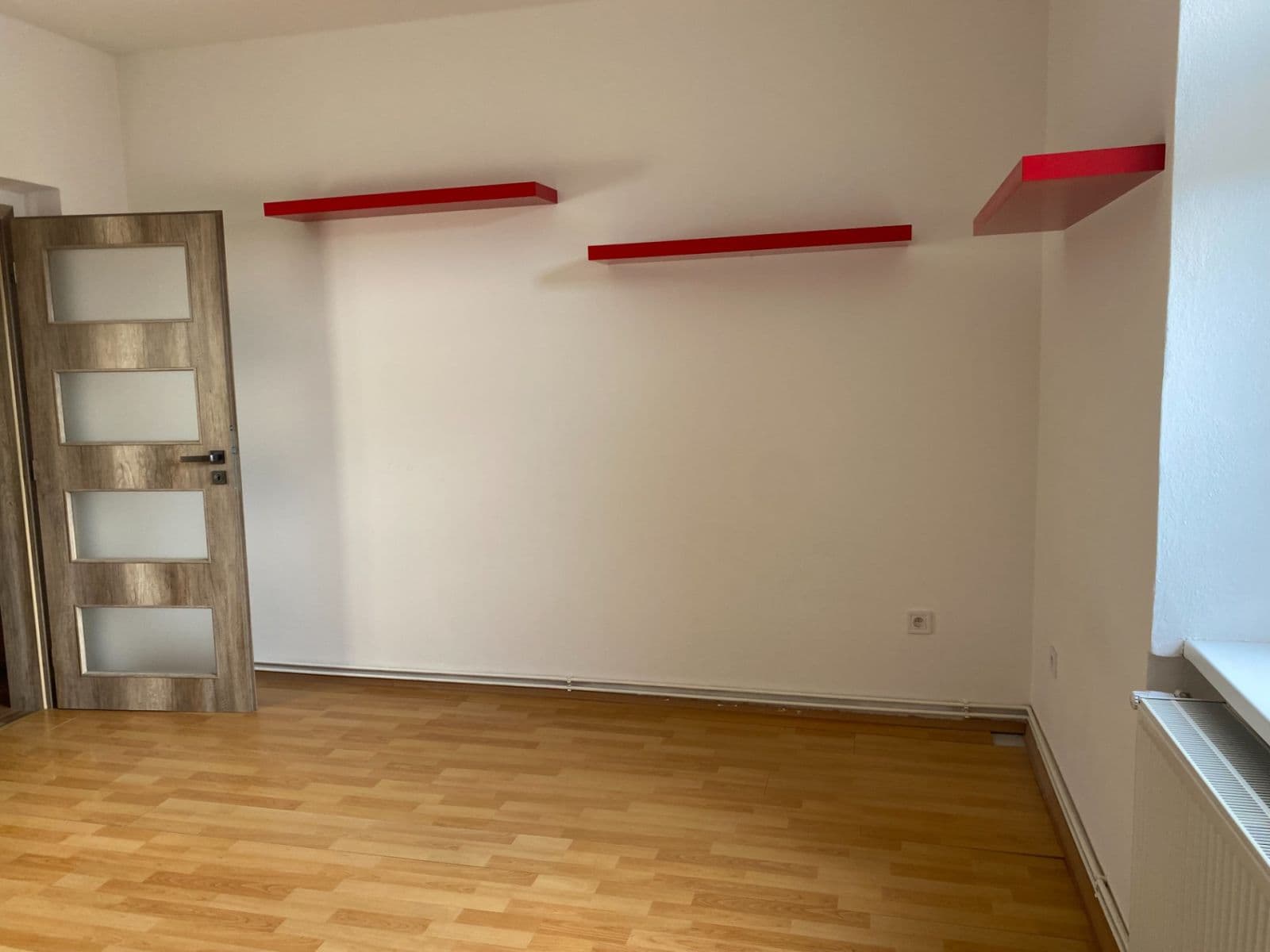 Pronájem bytu 2+kk 50 m², Svěchyňova, Chrudim, Pardubický kraj Pronájem bytu 2+kk 50 m², Svěchyňova, Chrudim, Pardubický kraj