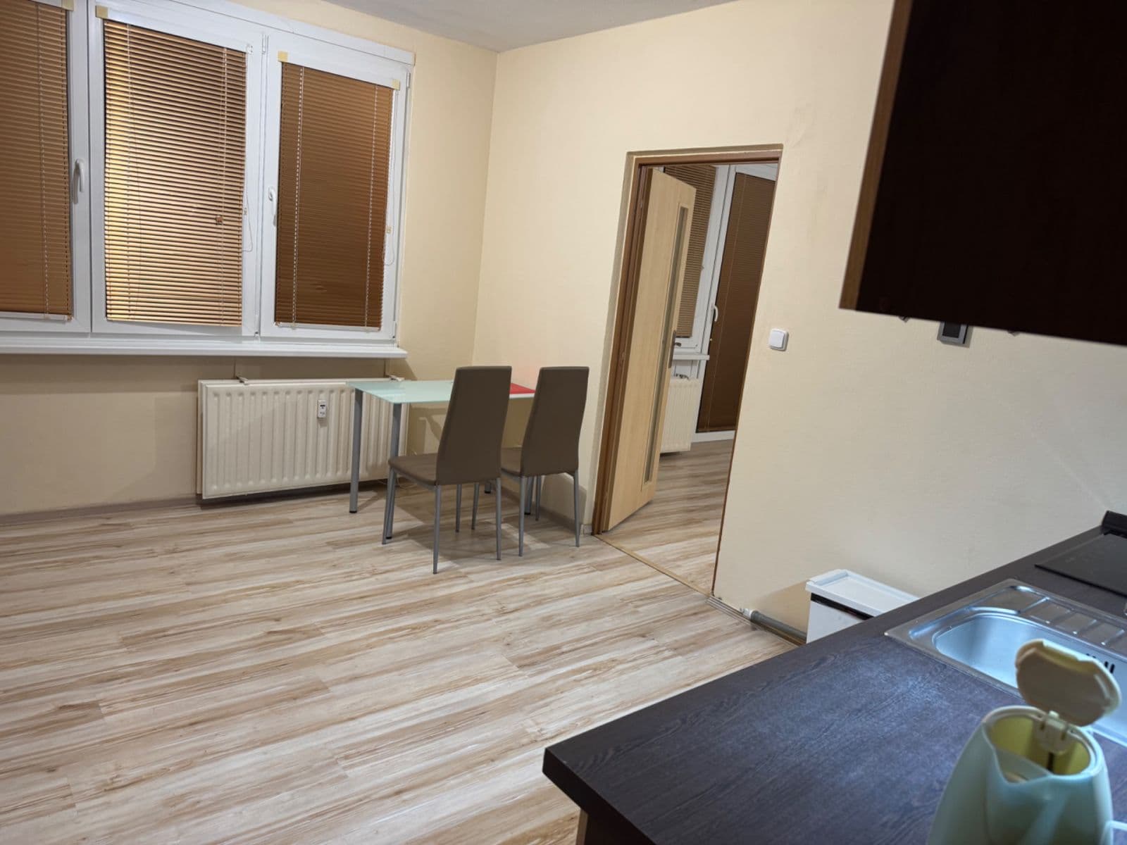 Pronájem bytu 2+kk 36 m², Sídliště, Žirovnice, Kraj Vysočina Pronájem bytu 2+kk 36 m², Sídliště, Žirovnice, Kraj Vysočina