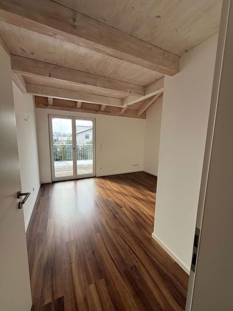 Pronájem bytu 5+1 156 m², Emertsham, Bavorsko Pronájem bytu 5+1 156 m², Emertsham, Bavorsko