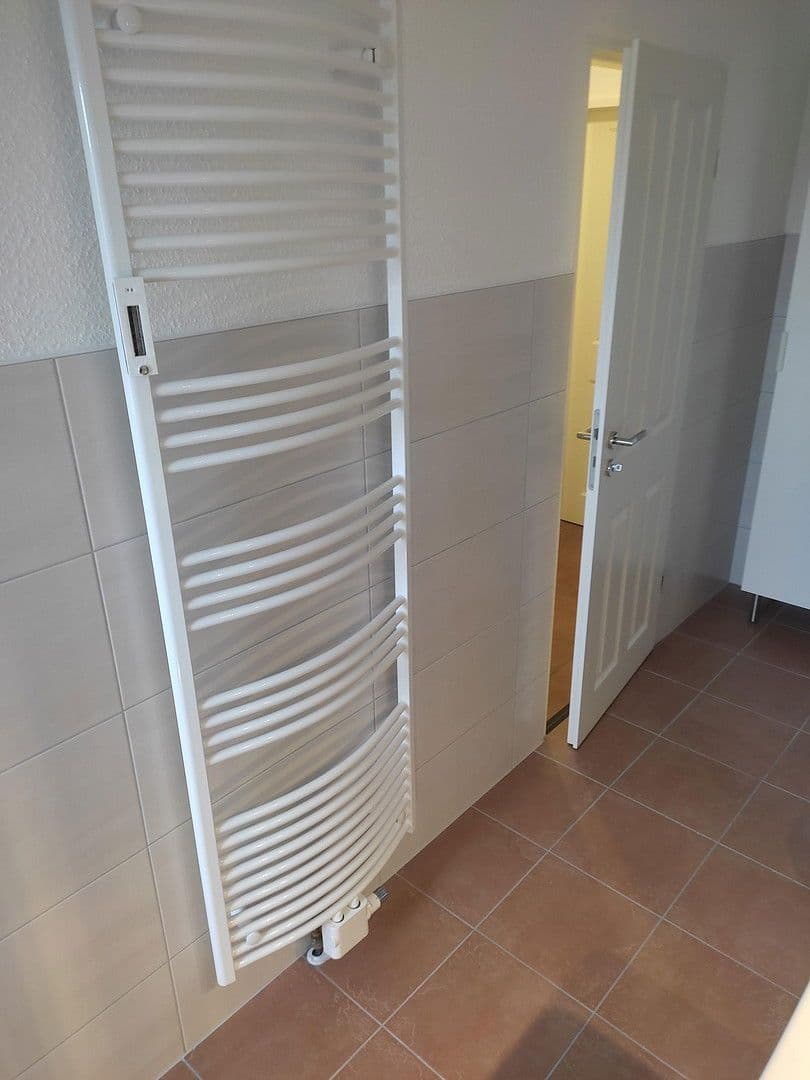 Pronájem bytu 2+1 73 m², Salzburger Straße 30, Monheim am Rhein, Severní Porýní-Vestfálsko Pronájem bytu 2+1 73 m², Salzburger Straße 30, Monheim am Rhein, Severní Porýní-Vestfálsko