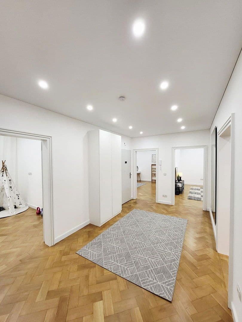 Prodej bytu 3+kk 106 m², Mulheim an der Ruhr, Severní Porýní-Vestfálsko Prodej bytu 3+kk 106 m², Mulheim an der Ruhr, Severní Porýní-Vestfálsko