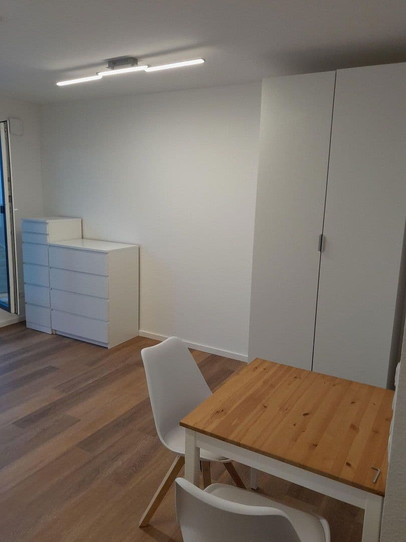 Pronájem bytu 1+1 27 m², Römerstraße 67-73, Bonn, Severní Porýní-Vestfálsko Pronájem bytu 1+1 27 m², Römerstraße 67-73, Bonn, Severní Porýní-Vestfálsko