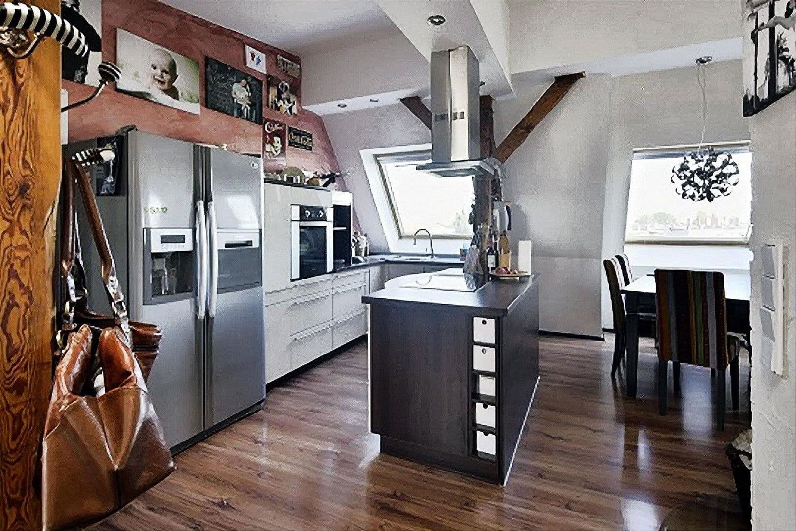 Pronájem bytu 2+1 74 m², Berlin, Berlín Pronájem bytu 2+1 74 m², Berlin, Berlín