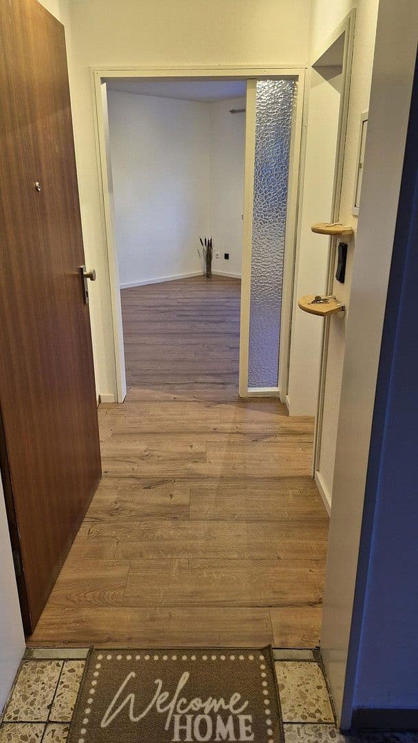 Pronájem bytu 1+1 32 m², Friedrichstraße 57, Bayreuth, Bavorsko Pronájem bytu 1+1 32 m², Friedrichstraße 57, Bayreuth, Bavorsko