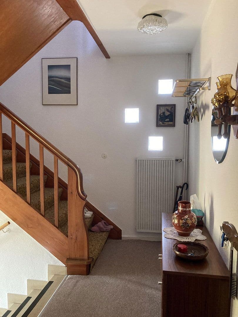 Prodej domu 110 m², pozemek 666 m², Breuna, Hessen Prodej domu 110 m², pozemek 666 m², Breuna, Hessen