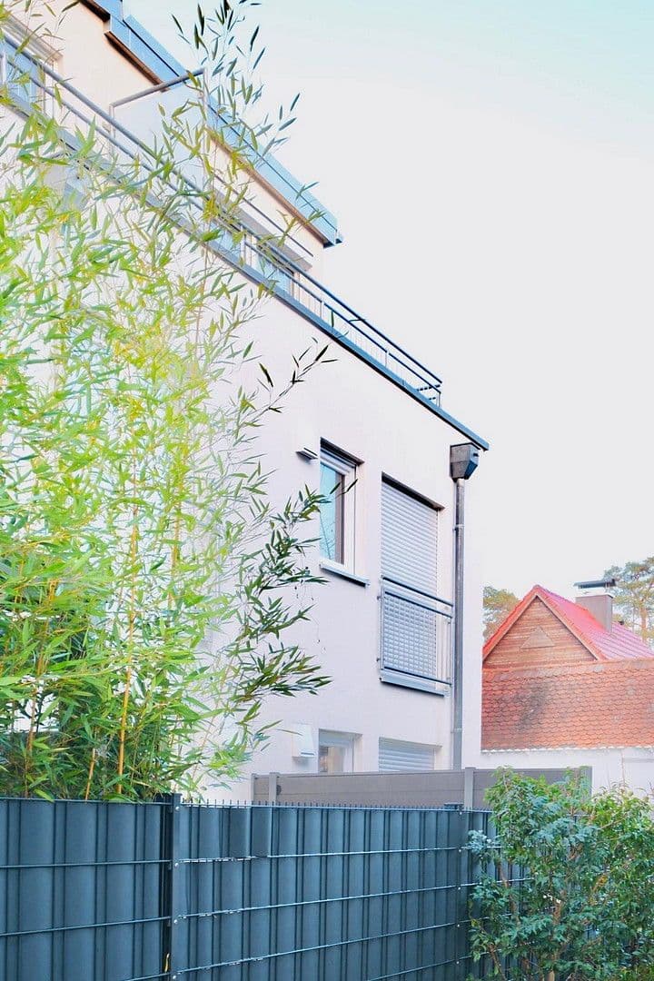 Prodej domu 94 m², pozemek 185 m², München - Waldperlach, Bavorsko Prodej domu 94 m², pozemek 185 m², München - Waldperlach, Bavorsko