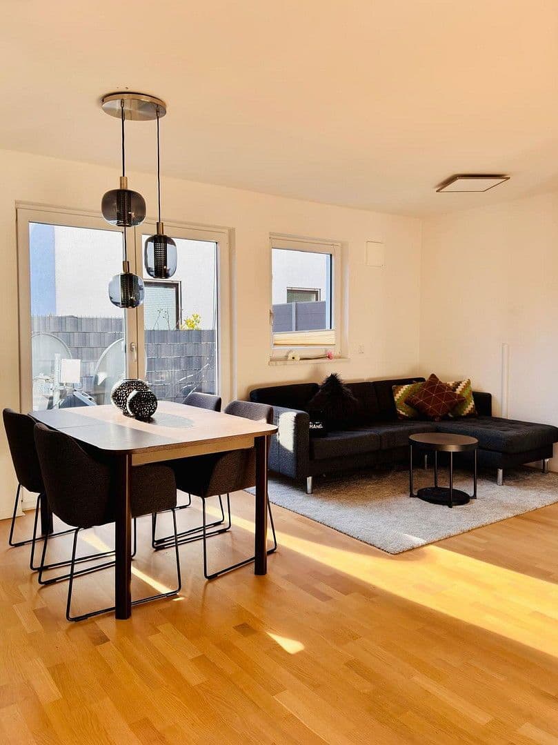 Prodej domu 94 m², pozemek 185 m², München - Waldperlach, Bavorsko Prodej domu 94 m², pozemek 185 m², München - Waldperlach, Bavorsko