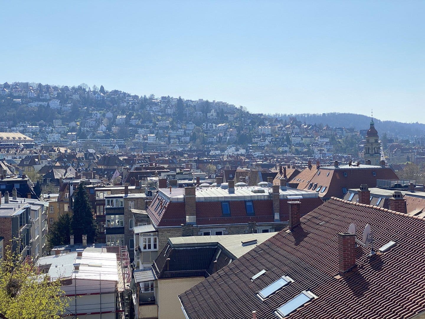 Pronájem bytu 4+1 124 m², Stuttgart, Bádensko-Württembersko Pronájem bytu 4+1 124 m², Stuttgart, Bádensko-Württembersko