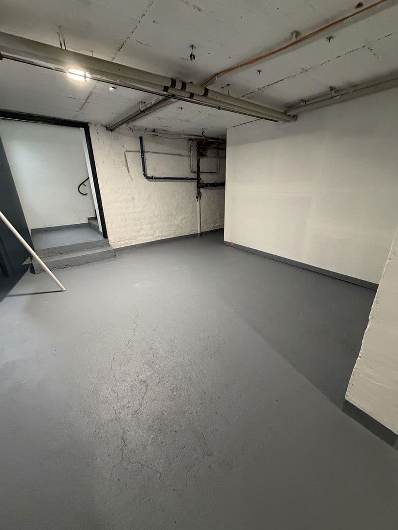 Pronájem nebytového prostoru 190 m², Daniel-Häberelstr-Str.18, Kaiserslautern, Porýní-Falc Pronájem nebytového prostoru 190 m², Daniel-Häberelstr-Str.18, Kaiserslautern, Porýní-Falc