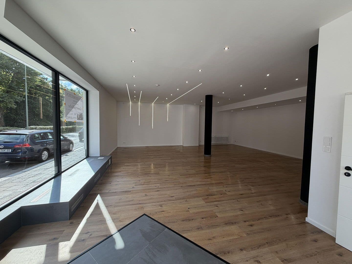 Pronájem nebytového prostoru 190 m², Daniel-Häberelstr-Str.18, Kaiserslautern, Porýní-Falc Pronájem nebytového prostoru 190 m², Daniel-Häberelstr-Str.18, Kaiserslautern, Porýní-Falc