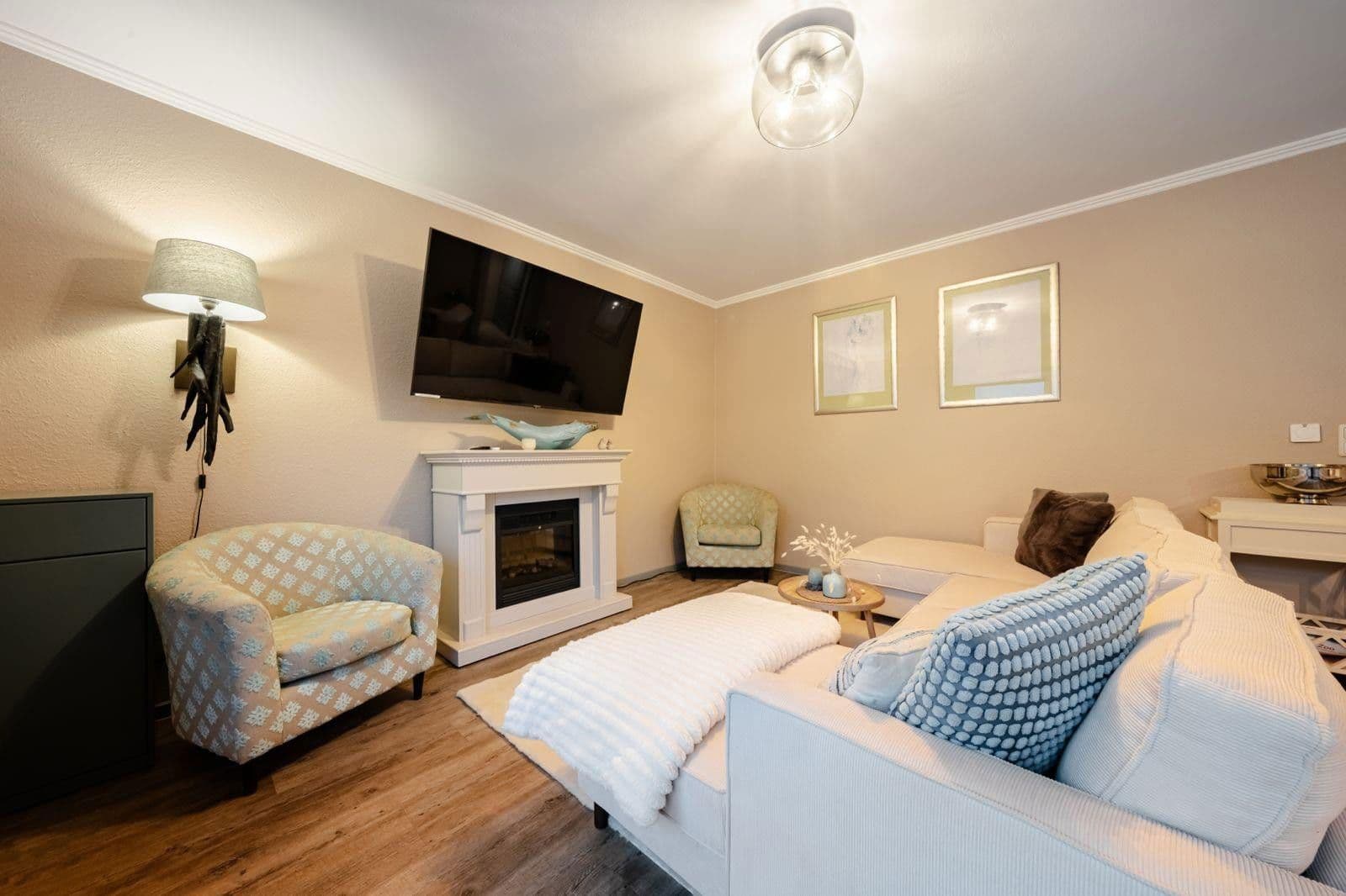 Prodej domu 750 m², pozemek 1.255 m², Hage, Dolní Sasko Prodej domu 750 m², pozemek 1.255 m², Hage, Dolní Sasko