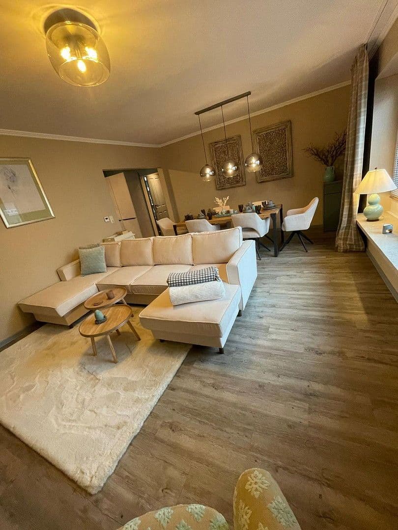 Prodej domu 750 m², pozemek 1.255 m², Hage, Dolní Sasko Prodej domu 750 m², pozemek 1.255 m², Hage, Dolní Sasko