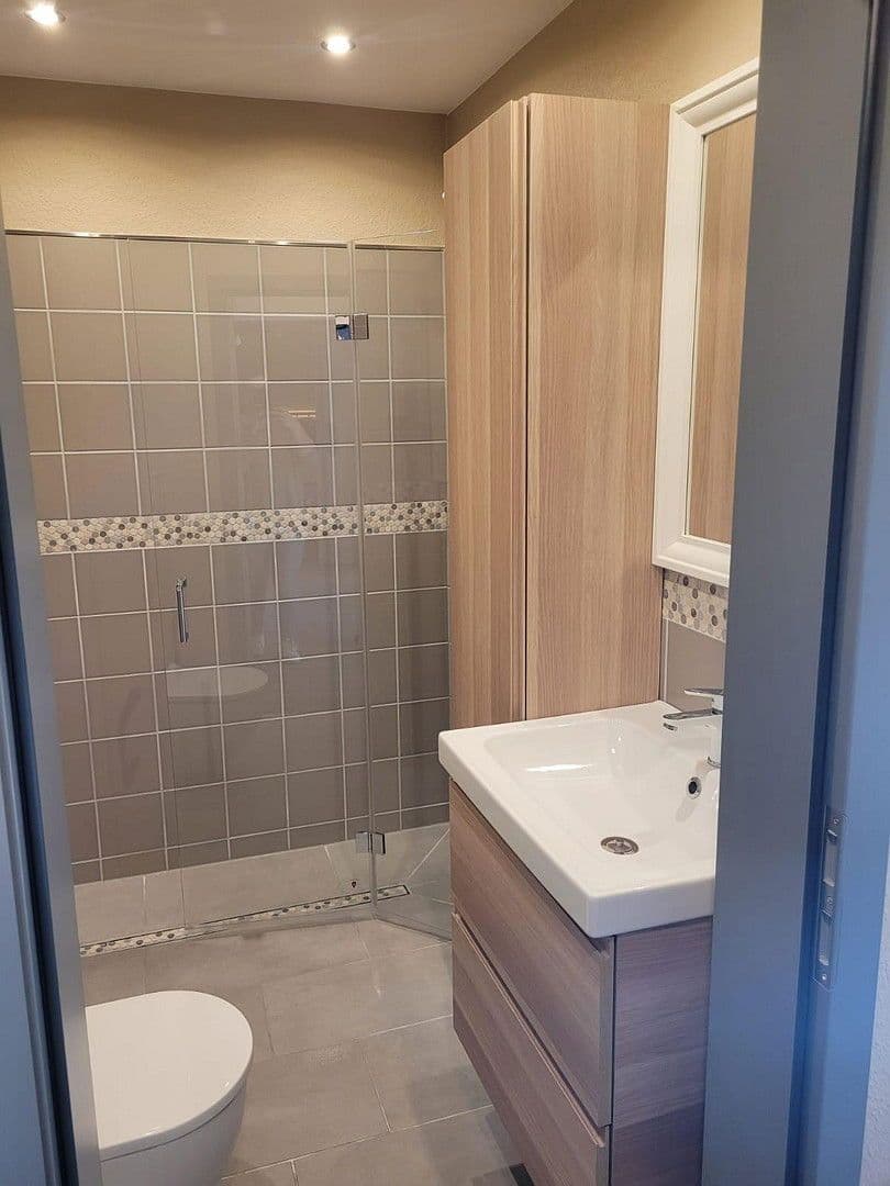 Prodej domu 750 m², pozemek 1.255 m², Hage, Dolní Sasko Prodej domu 750 m², pozemek 1.255 m², Hage, Dolní Sasko