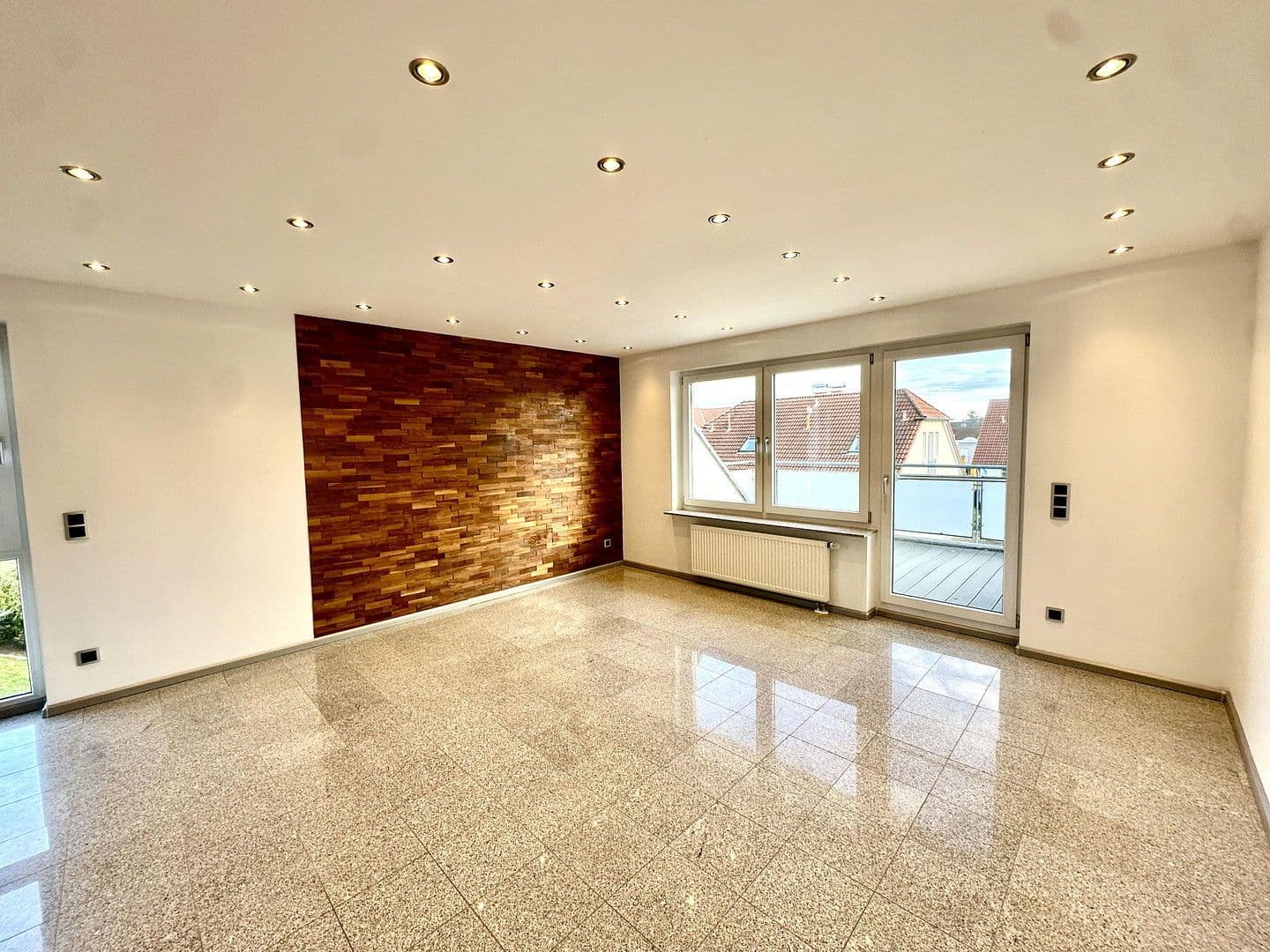 Prodej bytu 4+kk 117 m², Lorsch, Hessen Prodej bytu 4+kk 117 m², Lorsch, Hessen