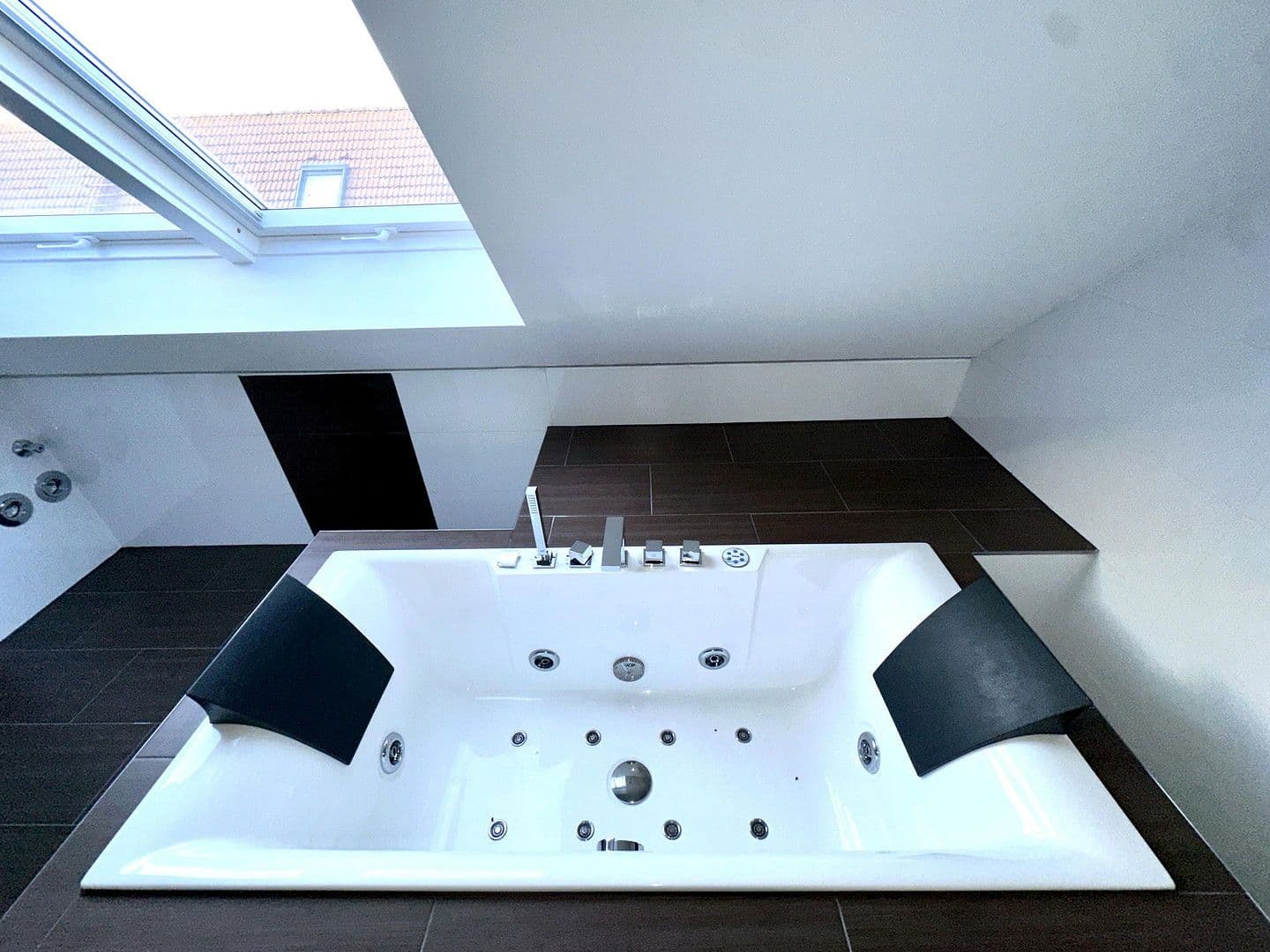 Prodej bytu 4+kk 117 m², Lorsch, Hessen Prodej bytu 4+kk 117 m², Lorsch, Hessen