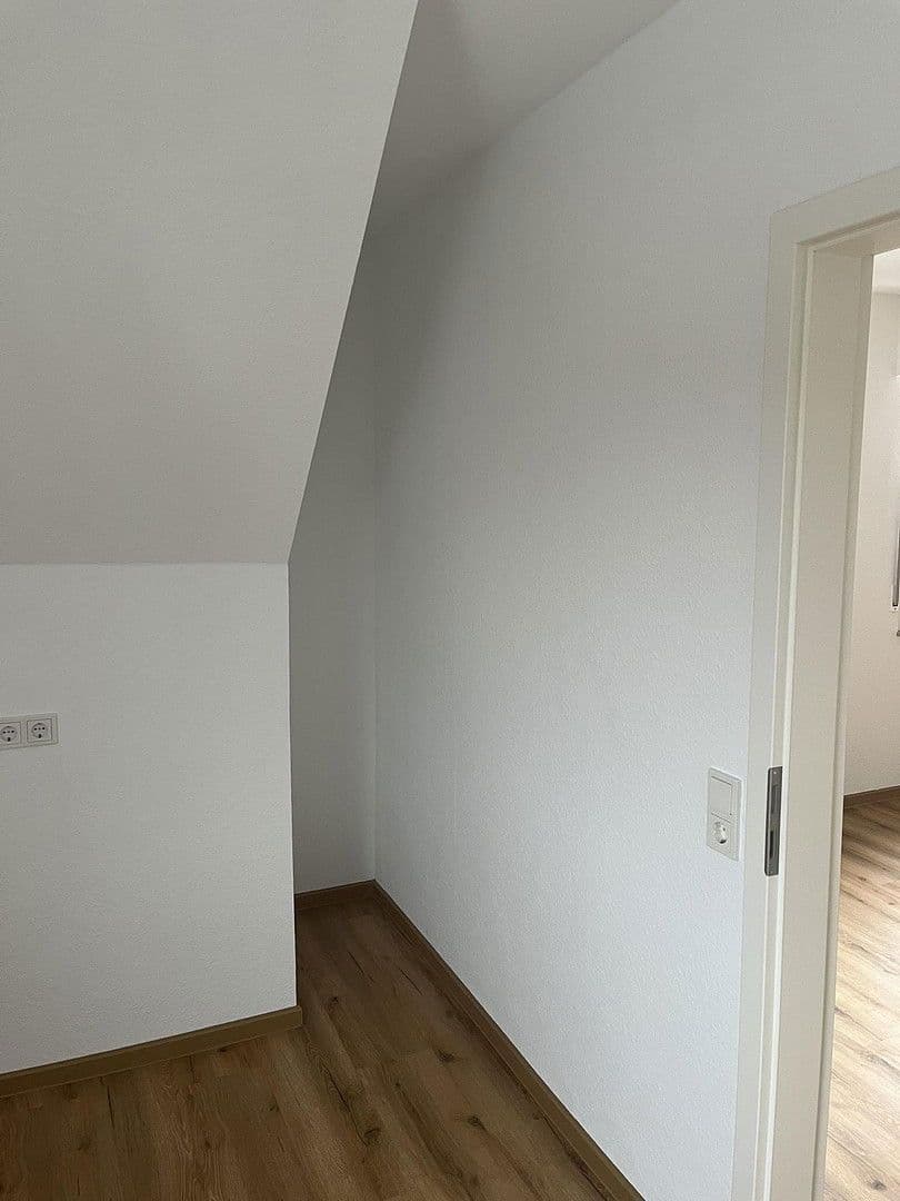 Pronájem bytu 1+1 35 m², Freudenberg, Severní Porýní-Vestfálsko Pronájem bytu 1+1 35 m², Freudenberg, Severní Porýní-Vestfálsko