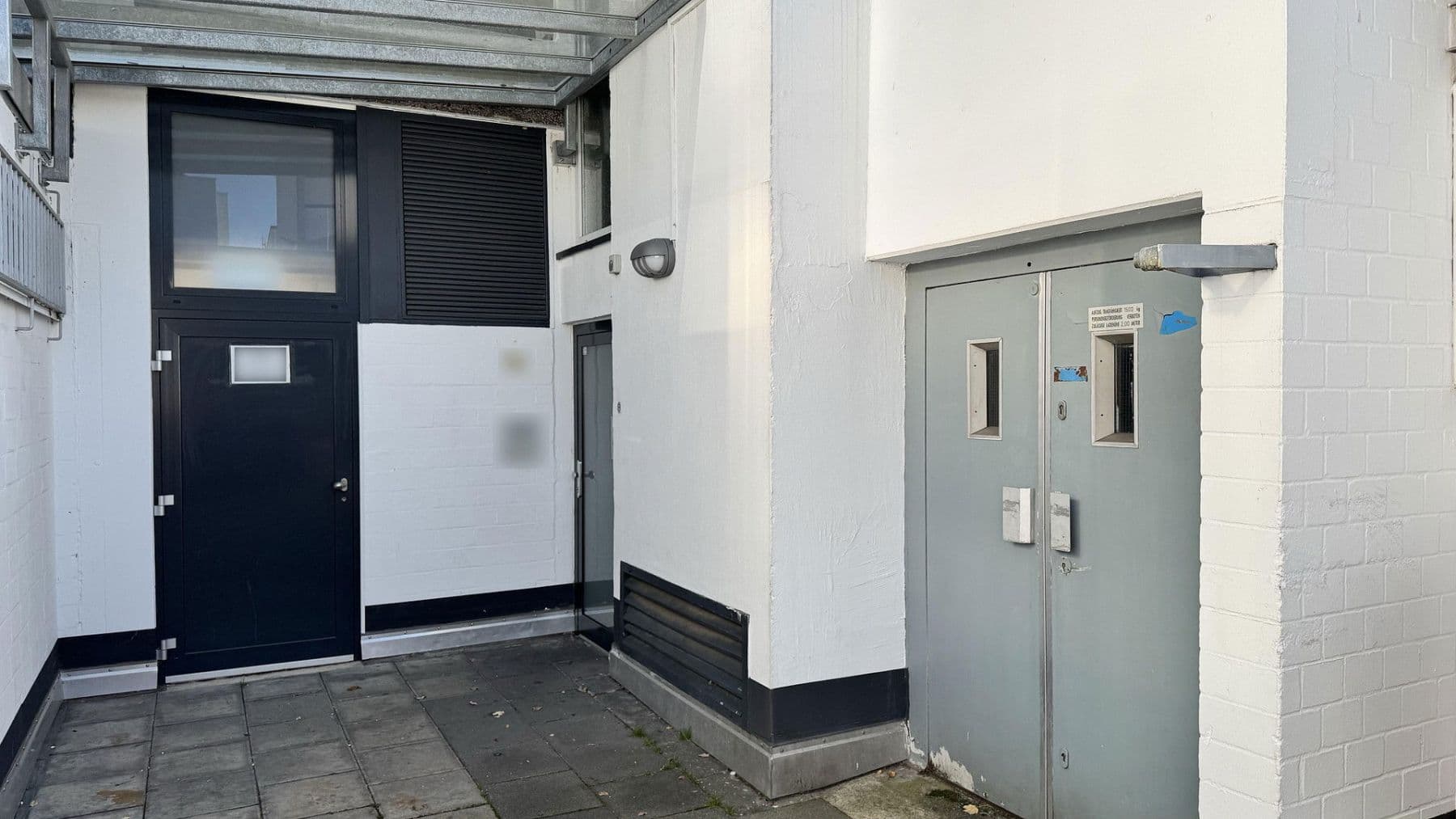 Pronájem nebytového prostoru 287 m², Ehrenfeld Stadtbezirk 4, Bergisch Gladbach, Severní Porýní-Vestfálsko Pronájem nebytového prostoru 287 m², Ehrenfeld Stadtbezirk 4, Bergisch Gladbach, Severní Porýní-Vestfálsko