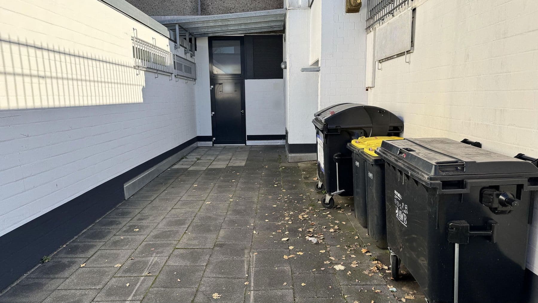 Pronájem nebytového prostoru 287 m², Ehrenfeld Stadtbezirk 4, Bergisch Gladbach, Severní Porýní-Vestfálsko Pronájem nebytového prostoru 287 m², Ehrenfeld Stadtbezirk 4, Bergisch Gladbach, Severní Porýní-Vestfálsko