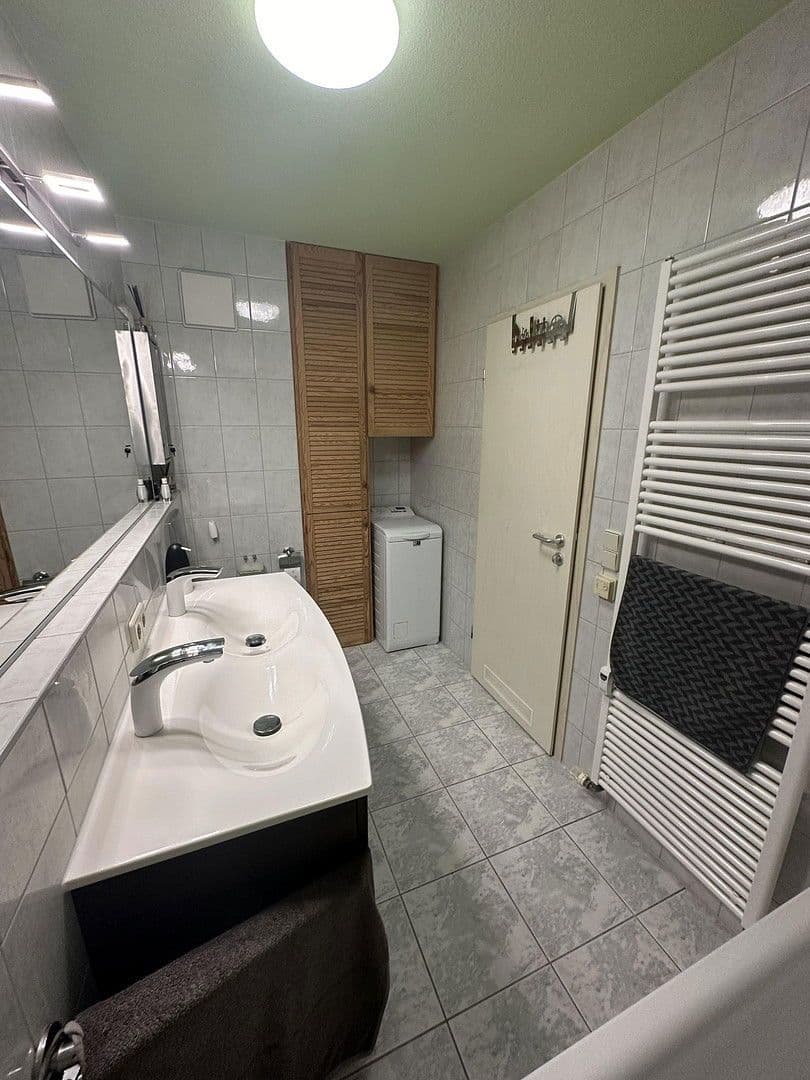 Prodej bytu 4+1 120 m², Chemnitz, Sasko Prodej bytu 4+1 120 m², Chemnitz, Sasko