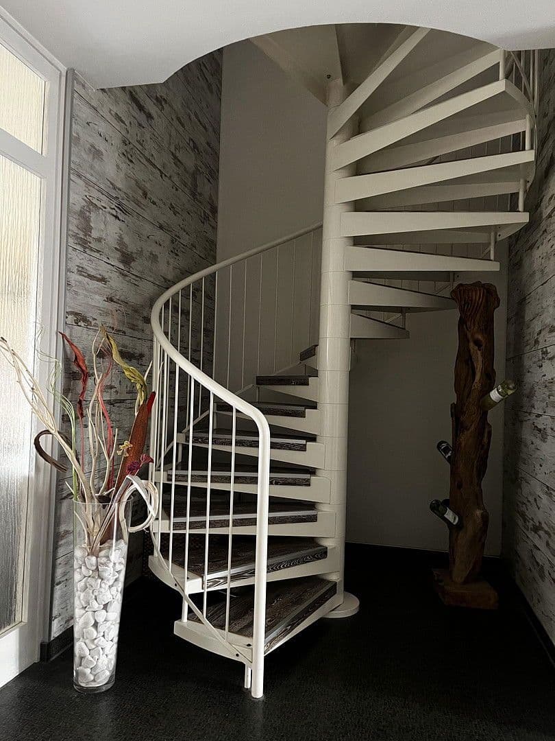 Prodej bytu 4+1 120 m², Chemnitz, Sasko Prodej bytu 4+1 120 m², Chemnitz, Sasko