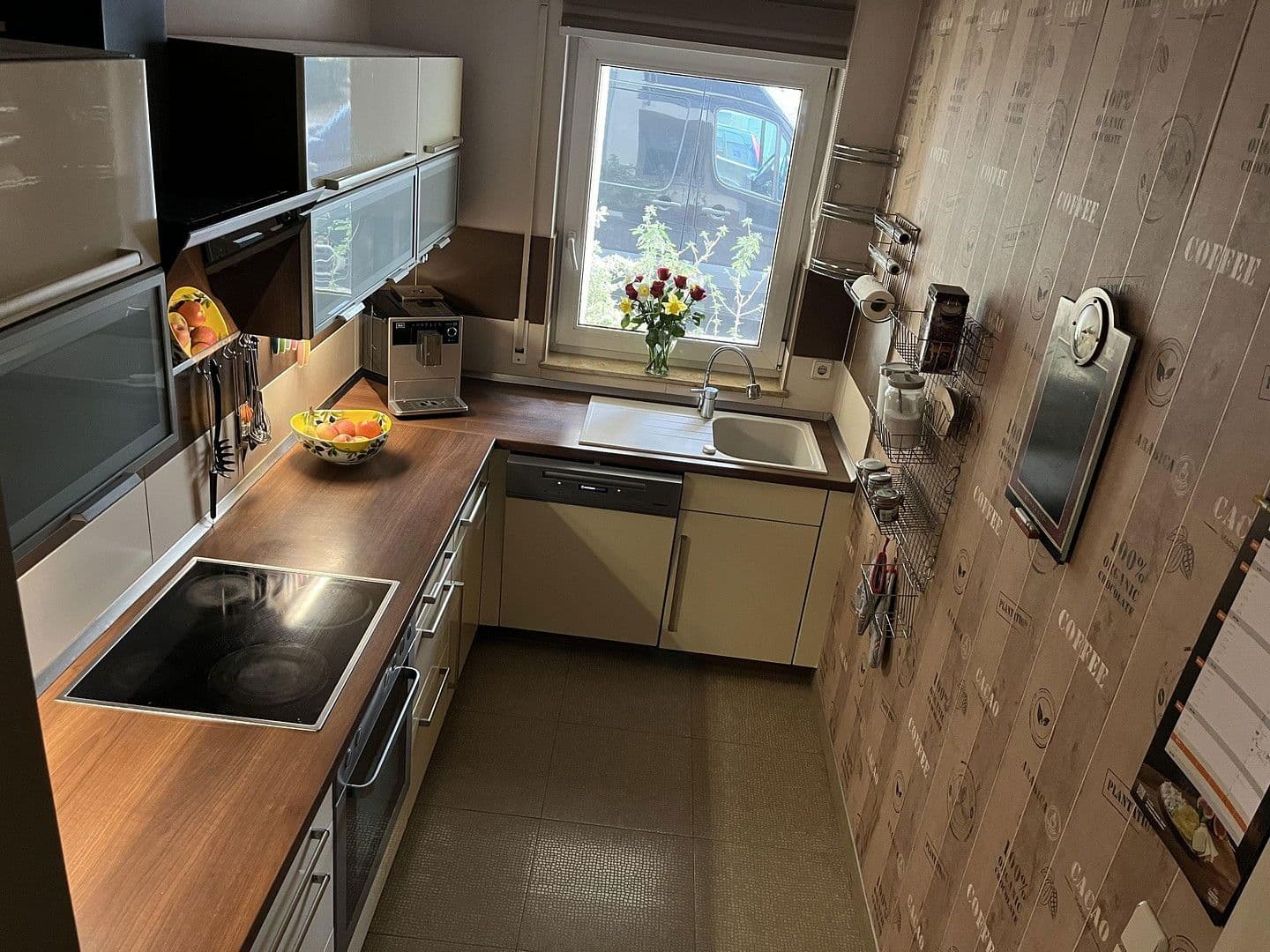 Prodej bytu 4+1 120 m², Chemnitz, Sasko Prodej bytu 4+1 120 m², Chemnitz, Sasko