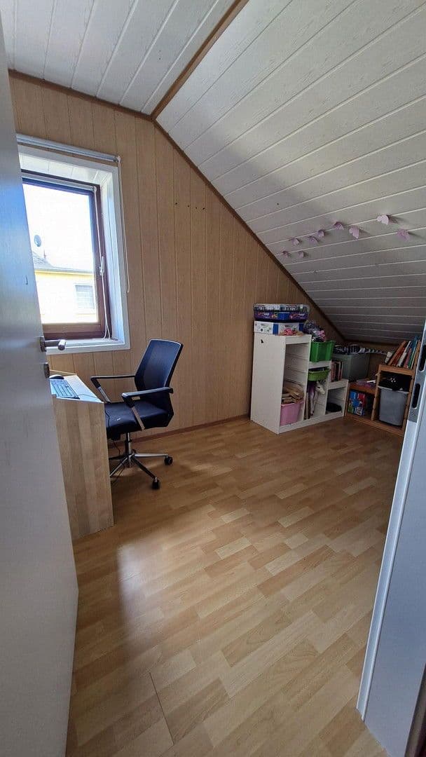 Prodej domu 125 m², pozemek 254 m², Andernach, Porýní-Falc Prodej domu 125 m², pozemek 254 m², Andernach, Porýní-Falc