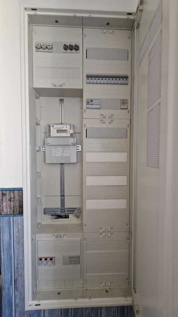 Prodej domu 125 m², pozemek 254 m², Andernach, Porýní-Falc Prodej domu 125 m², pozemek 254 m², Andernach, Porýní-Falc