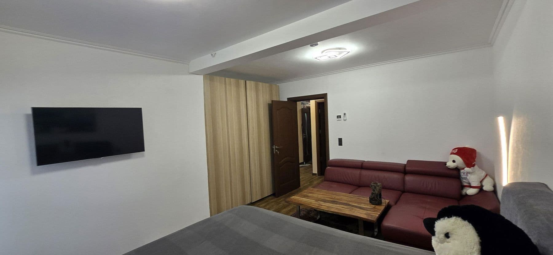 Prodej nebytového prostoru 1.496 m², Leingarten, Bádensko-Württembersko Prodej nebytového prostoru 1.496 m², Leingarten, Bádensko-Württembersko