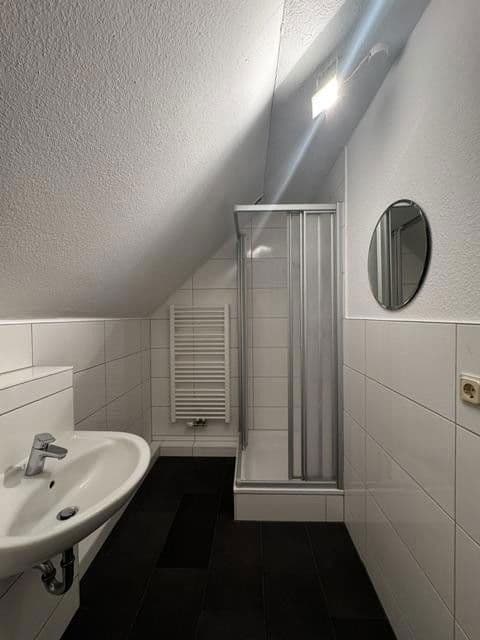 Pronájem bytu 1+1 21 m², Frankfurt, Hessen Pronájem bytu 1+1 21 m², Frankfurt, Hessen