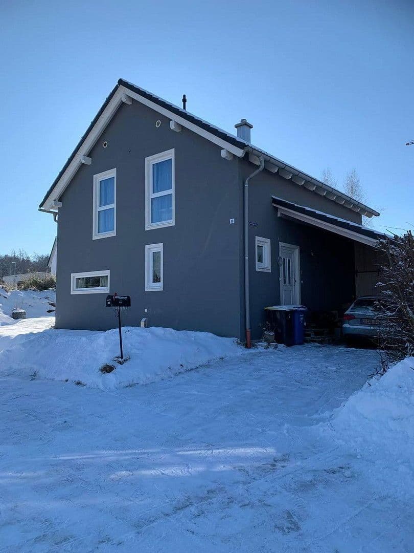 Prodej domu 130 m², pozemek 608 m², Hebertsfelden, Bavorsko Prodej domu 130 m², pozemek 608 m², Hebertsfelden, Bavorsko