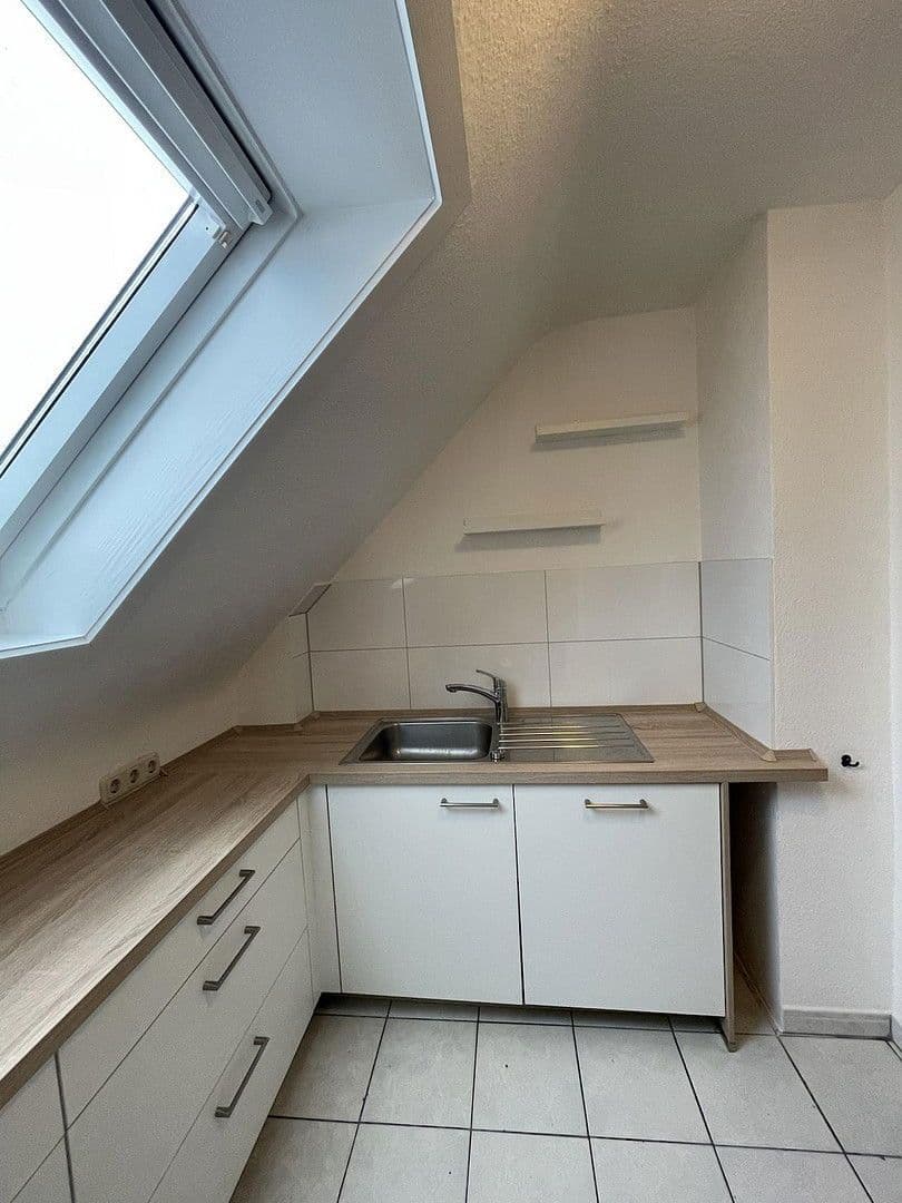 Pronájem bytu 3+1 57 m², Anne-Frank-Straße 2a, Mülheim an der Ruhr, Severní Porýní-Vestfálsko Pronájem bytu 3+1 57 m², Anne-Frank-Straße 2a, Mülheim an der Ruhr, Severní Porýní-Vestfálsko