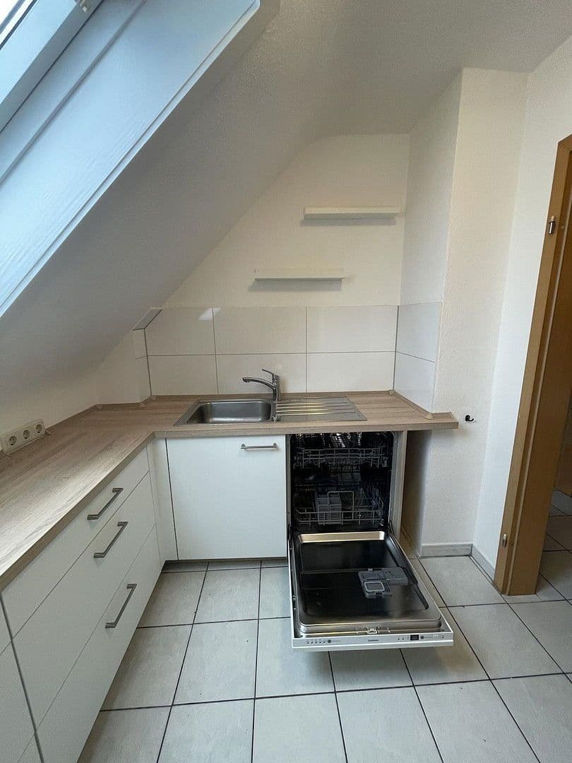 Pronájem bytu 3+1 57 m², Anne-Frank-Straße 2a, Mülheim an der Ruhr, Severní Porýní-Vestfálsko Pronájem bytu 3+1 57 m², Anne-Frank-Straße 2a, Mülheim an der Ruhr, Severní Porýní-Vestfálsko