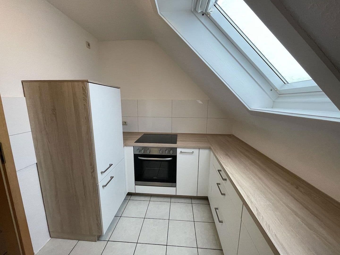 Pronájem bytu 3+1 57 m², Anne-Frank-Straße 2a, Mülheim an der Ruhr, Severní Porýní-Vestfálsko Pronájem bytu 3+1 57 m², Anne-Frank-Straße 2a, Mülheim an der Ruhr, Severní Porýní-Vestfálsko