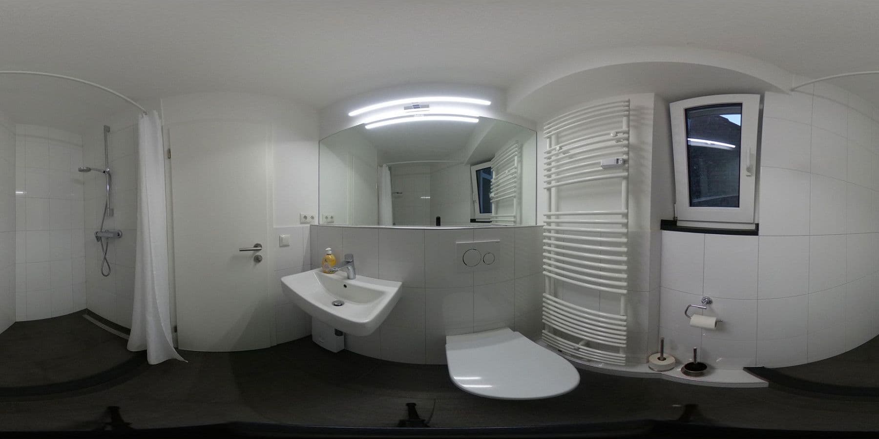 Pronájem bytu 3+1 74 m², Cáchy, Severní Porýní-Vestfálsko Pronájem bytu 3+1 74 m², Cáchy, Severní Porýní-Vestfálsko