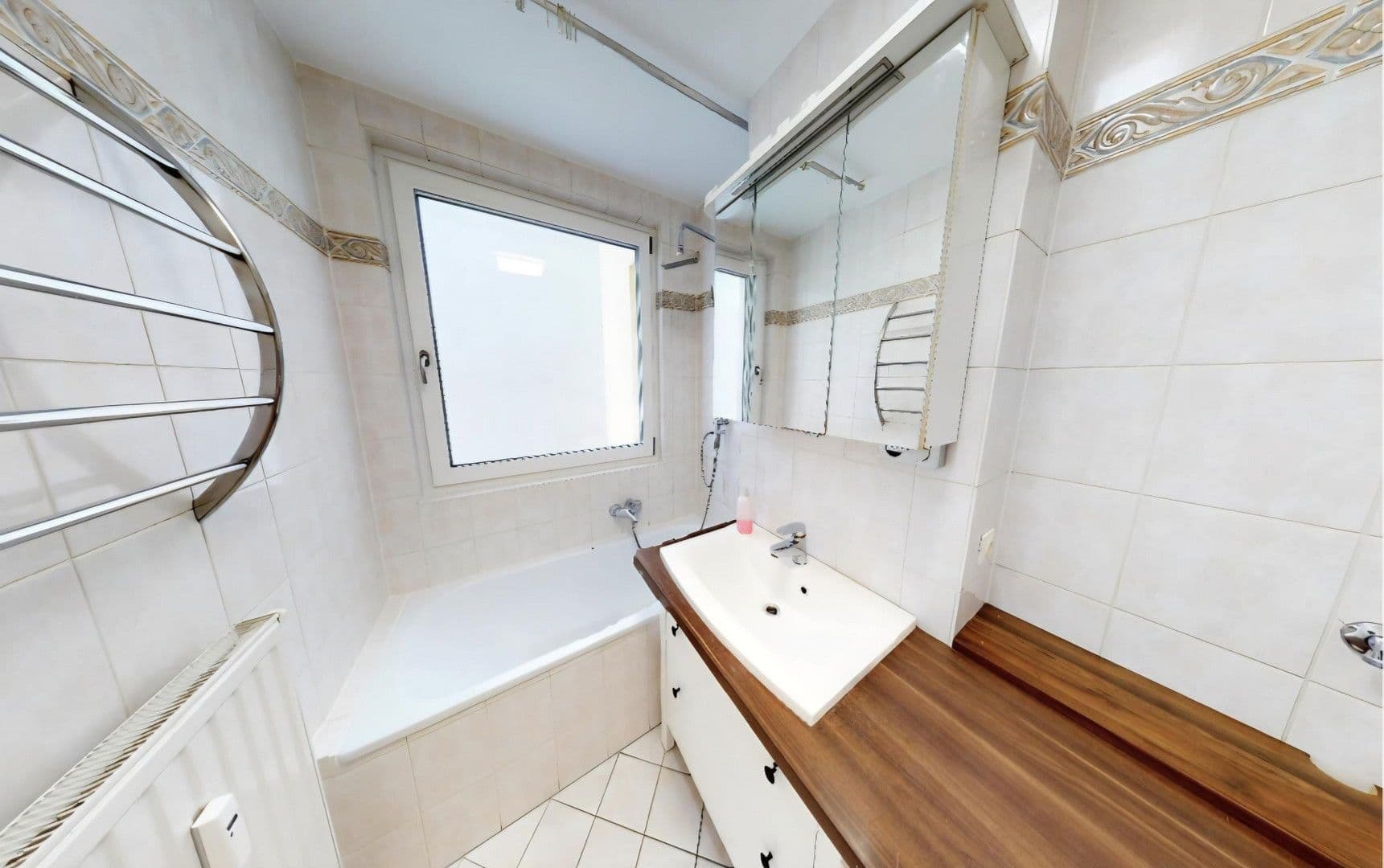 Prodej bytu 4+1 83 m², Kirschentalgasse 10, Innsbruck, Tyrolsko Prodej bytu 4+1 83 m², Kirschentalgasse 10, Innsbruck, Tyrolsko