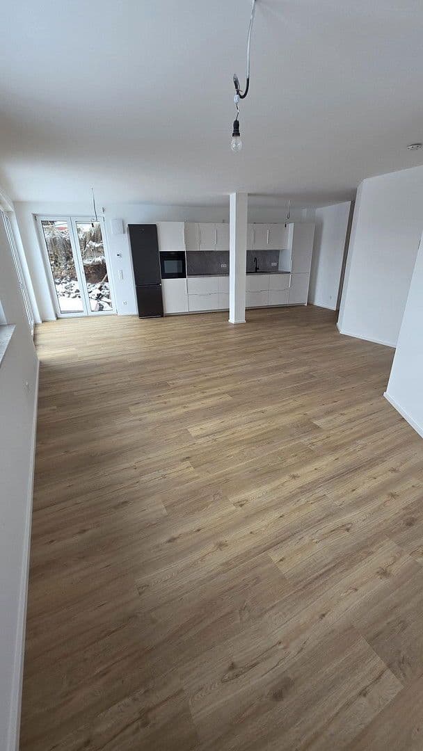 Pronájem bytu 3+1 80 m², Schillerstraße 35, Waldenbuch, Bádensko-Württembersko Pronájem bytu 3+1 80 m², Schillerstraße 35, Waldenbuch, Bádensko-Württembersko