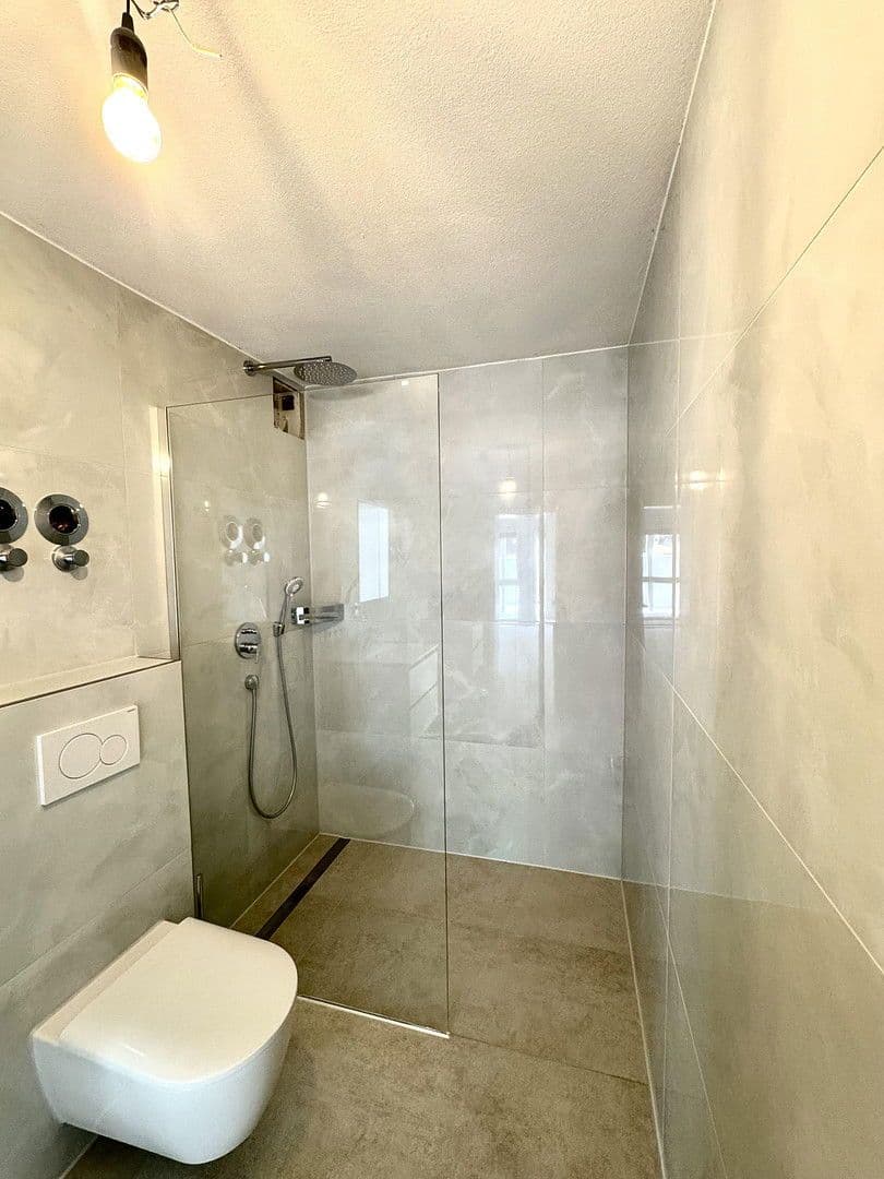 Pronájem bytu 1+kk 38 m², Wasenstraße 31, Stuttgart, Bádensko-Württembersko Pronájem bytu 1+kk 38 m², Wasenstraße 31, Stuttgart, Bádensko-Württembersko