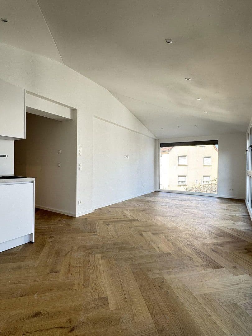 Pronájem bytu 3+kk 71 m², Wasenstrasse 31, Stuttgart, Bádensko-Württembersko Pronájem bytu 3+kk 71 m², Wasenstrasse 31, Stuttgart, Bádensko-Württembersko