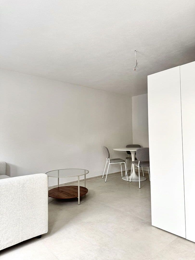 Pronájem bytu 1+kk 38 m², Wasenstraße 31, Stuttgart, Bádensko-Württembersko Pronájem bytu 1+kk 38 m², Wasenstraße 31, Stuttgart, Bádensko-Württembersko