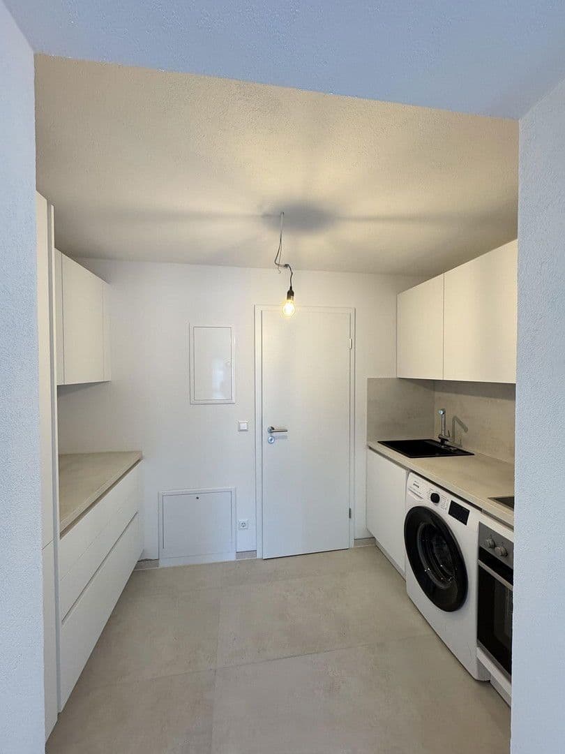 Pronájem bytu 1+kk 38 m², Wasenstraße 31, Stuttgart, Bádensko-Württembersko Pronájem bytu 1+kk 38 m², Wasenstraße 31, Stuttgart, Bádensko-Württembersko