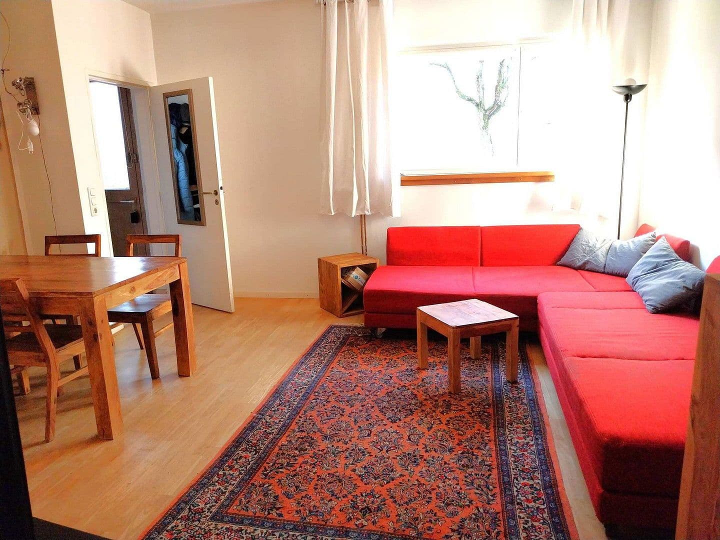 Prodej domu 76 m², pozemek 203 m², Frankfurt, Hessen Prodej domu 76 m², pozemek 203 m², Frankfurt, Hessen