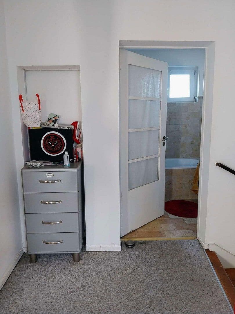 Prodej domu 76 m², pozemek 203 m², Frankfurt, Hessen Prodej domu 76 m², pozemek 203 m², Frankfurt, Hessen